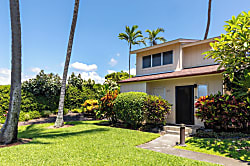 Surf & Racquet Club #24