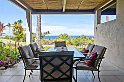 Country Club Villas Unit 140