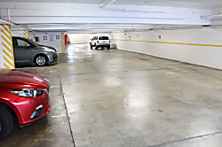 Diamond Head Beach Hotel #802