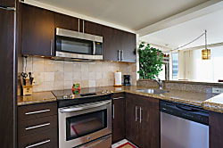 Diamond Head Beach Hotel 801