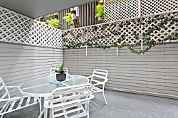 Hawaiian King Modern #112