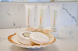 1806-1 at the Waikiki Banyan