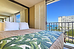 Diamond Head Beach Hotel 1002
