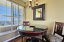 Diamond Head Beach Hotel 1002