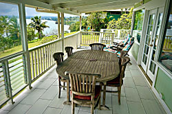 Peace of Paradise Oceanfront 