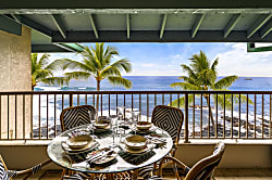 Kona Reef Oceanfront D32