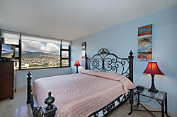 Waikiki Banyan Condo Rental