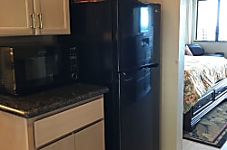 Pohailani Oceanfront Studio