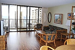 Waikiki Banyan Ocean Deluxe Co