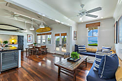 Hale Aloha Beachfront Estate 