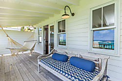Hale Aloha Beachfront Estate 