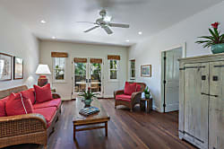 Hale Aloha Beachfront Estate 