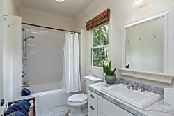 Hale Aloha Beachfront Estate 