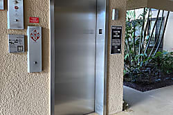 Kamaole Sands Building 10 