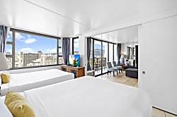Deluxe Ocean View 3204 Waikiki