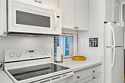 Kona Surf Racquet Club Townhouse 178