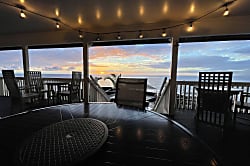 Hale Pali on the Sea