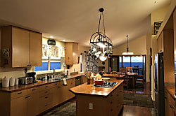 Hale Pali on the Sea