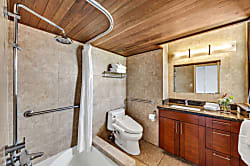 Maui Kai 1008  Penthouse