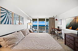 Islander on the Beach #348