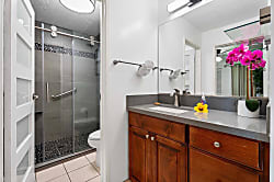 Keauhou Surf & Racquet Townhouse 36