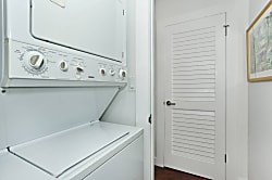 Waikiki Shore Waikiki Shore #1316