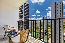 Waikiki Banyan #2603T1