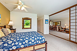 Surf & Racquet 7-103