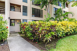 Surf & Racquet 7-103