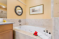 Mauna Lani Fairways 1104