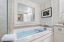 Ocean Villas at Turtle Bay 202