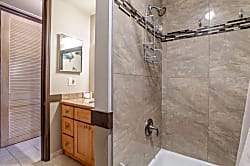 Napili Shores Resort E-243