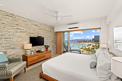 Waikiki Shore Waikiki Shore #1302