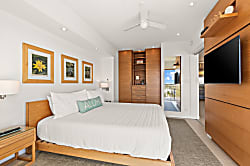 Waikiki Shore Waikiki Shore #1302