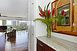 Waikiki Shore Waikiki Shore #1110