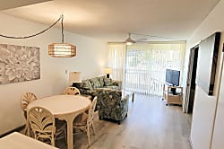 Maui Banyan 1 BR/2 BA