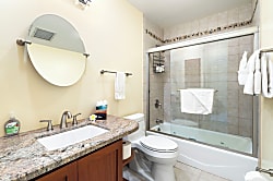 Country Club Villas 324