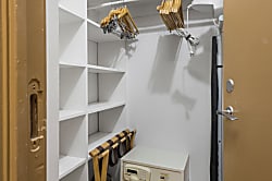 Whaler at Kaanapali Beach 0514