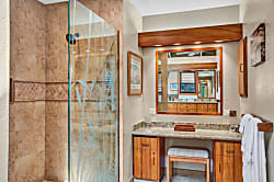 Kanaloa at Kona Oceanview Condo