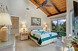 Kanaloa at Kona Oceanview Condo