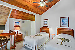 Kanaloa at Kona Oceanview Condo