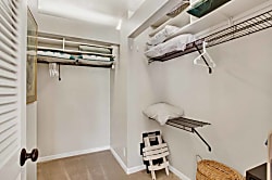 Kanaloa at Kona Oceanview Condo