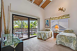 Kanaloa at Kona Condo