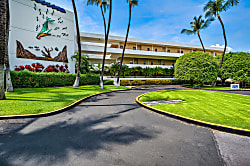 Royal Sea Cliff Resort