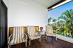 Royal Sea Cliff Resort