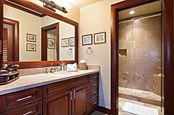 Waiulaula Gated Community 