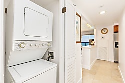 Waikiki Beach Tower Ocean 2 BDR on the 12th Floor