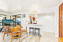 Waikiki Beach Tower Ocean 2 BDR on the 12th Floor