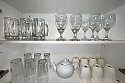 Waikiki Banyan 702 T1