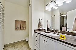 Keauhou Kona Surf & Racquet Club #3-203